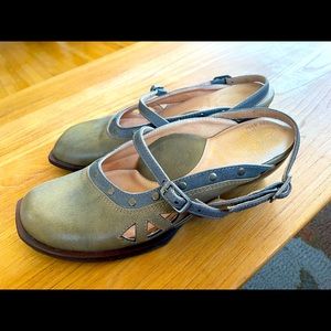 Fluevog summer shoes, size 6.5, like new